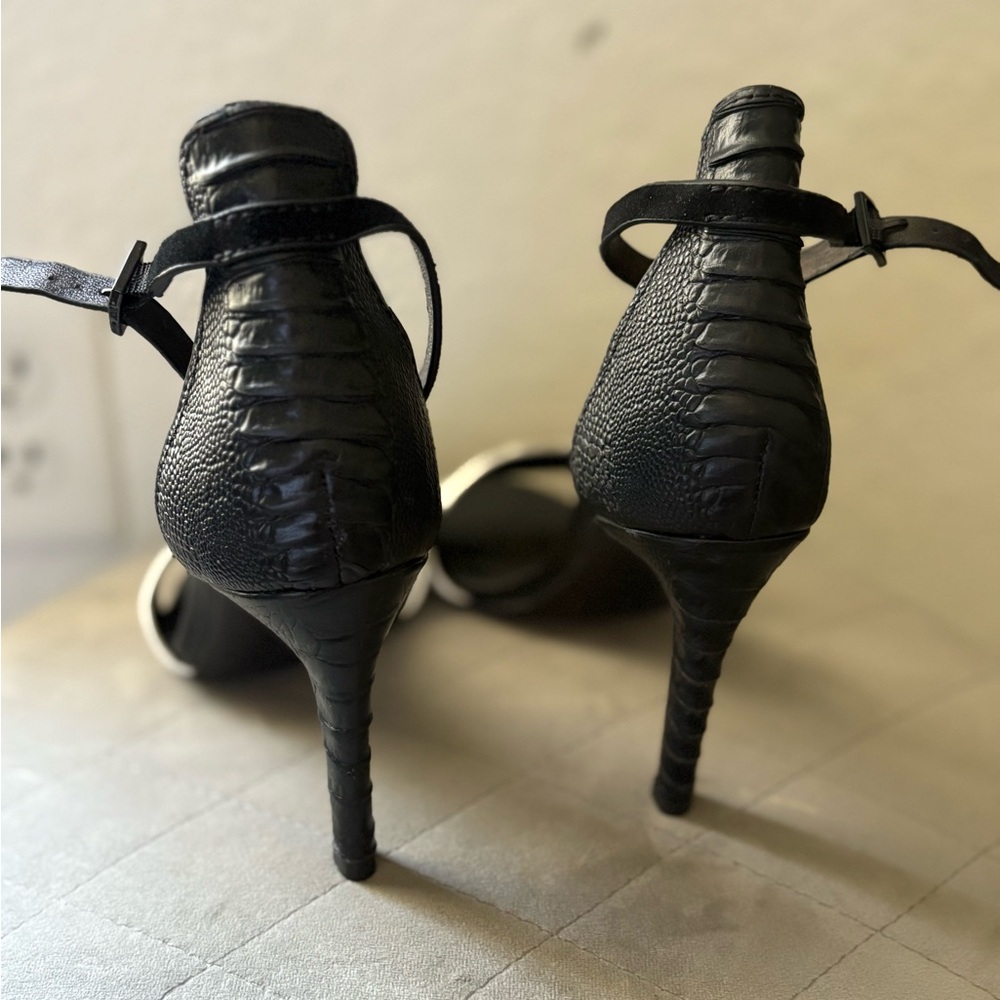 Joie Black and White Heels - Picture 3 of 4